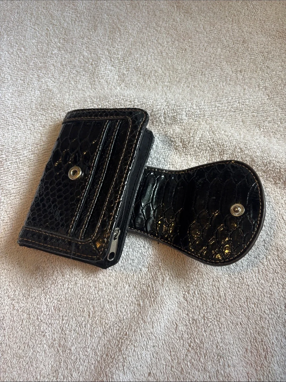 Black Patent Croc Card Wallet with Oval Metal Accent